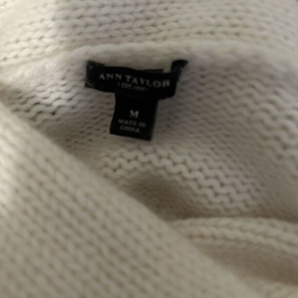 Ann Taylor Women's Cowl Neck Wool Angora Sweater Top Cream Gold Sz Med - Picture 4 of 5